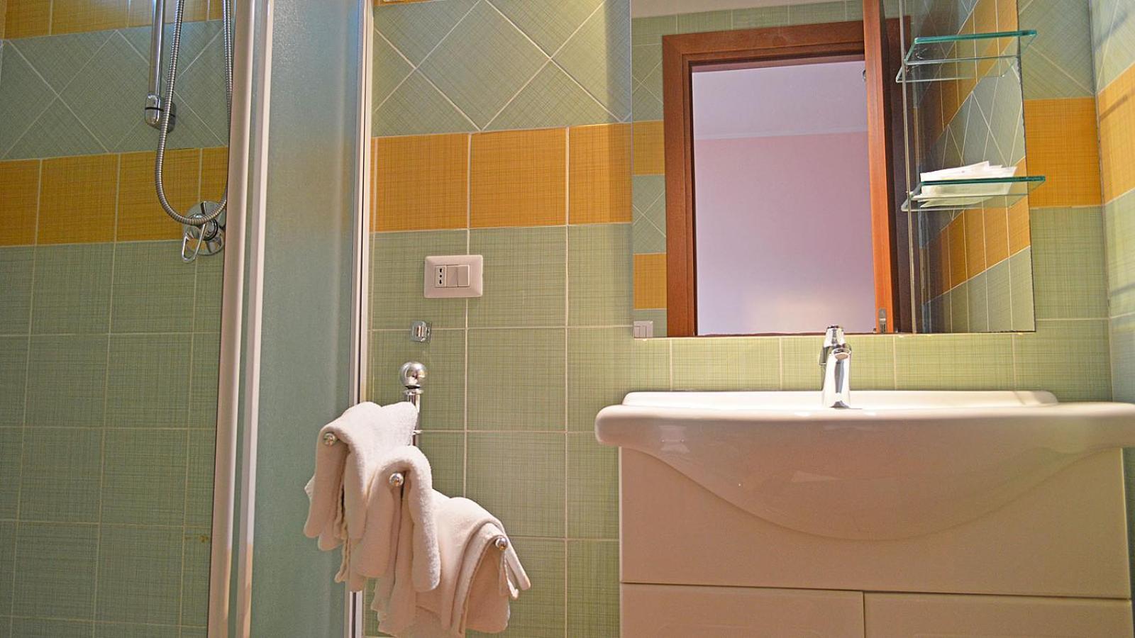 Splash'S Rooms Spadafora Zewnętrze zdjęcie
